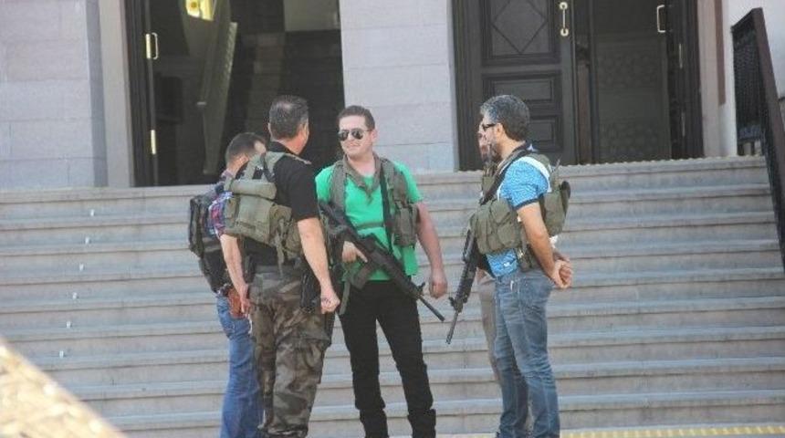 &Ccedil;anakkale Boğaz Ve Garnizon Komutanı Tuğamiral G&uuml;ndoğdu G&ouml;zaltına Alındı