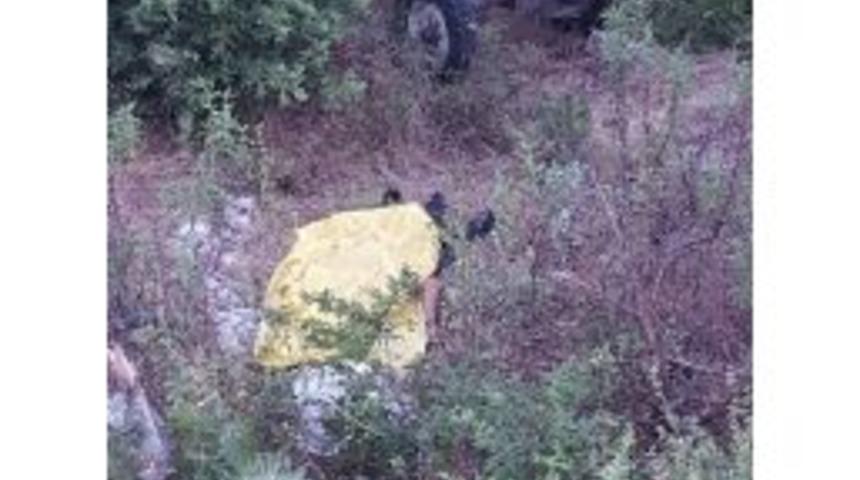 Kullandığı Trakt&ouml;r&uuml;n Altında Kaldı