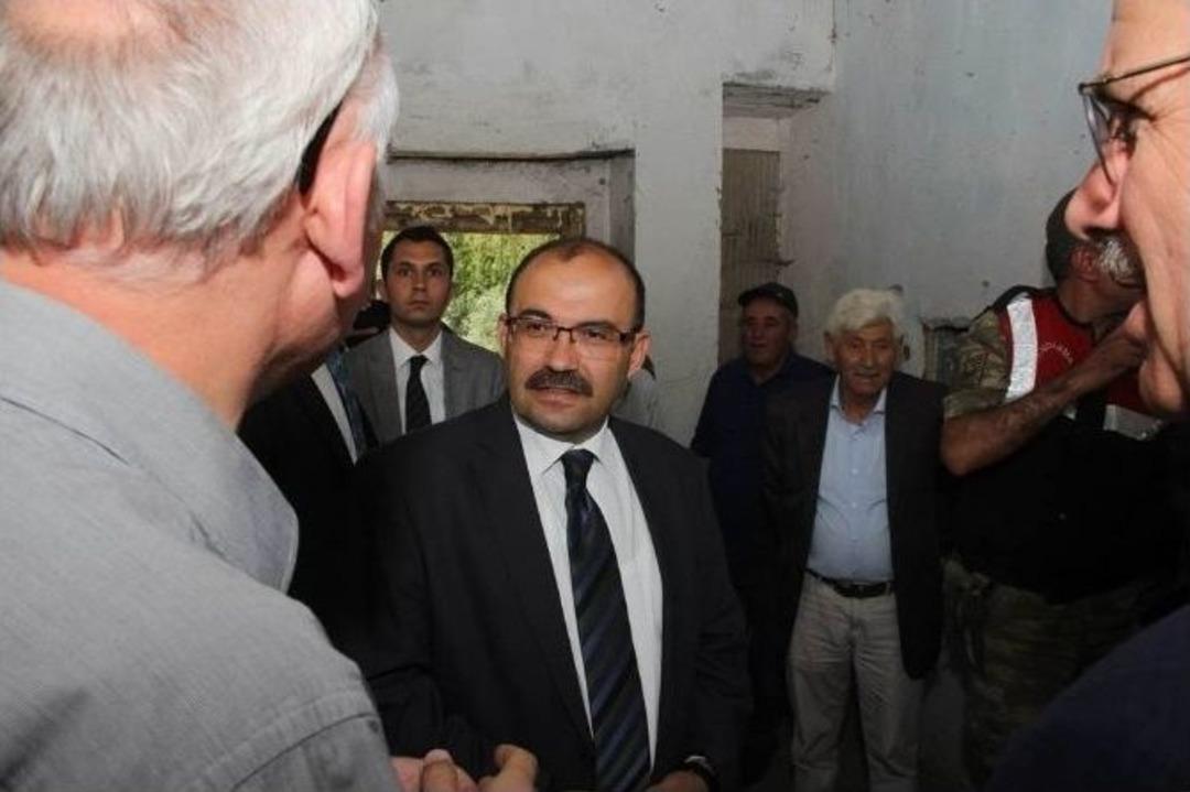 Vali Ustaoğlu, Balkaynak K&ouml;y&uuml;&rsquo;n&uuml; Ziyaret Etti