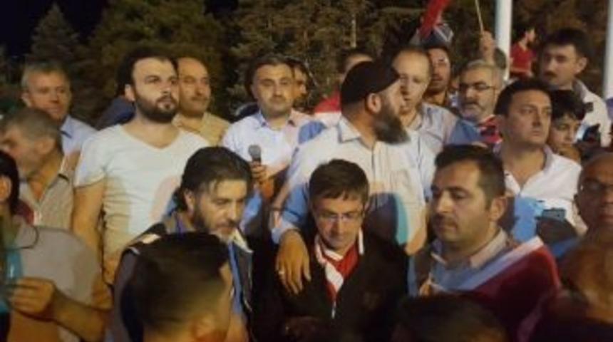 Develi Darbeye Karşı Tek V&uuml;cut