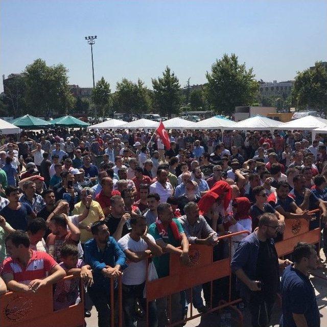 Sakarya Kent Meydanından Birlik Mesajı Verdiler