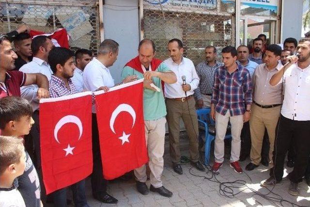 Şemdinli’de Darbe Girişimi Protesto Edildi