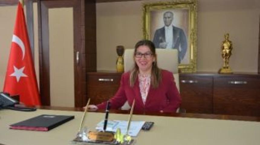 Sinop Valisi Yasemin &Ouml;zata &Ccedil;etinkaya G&ouml;revden Alındı