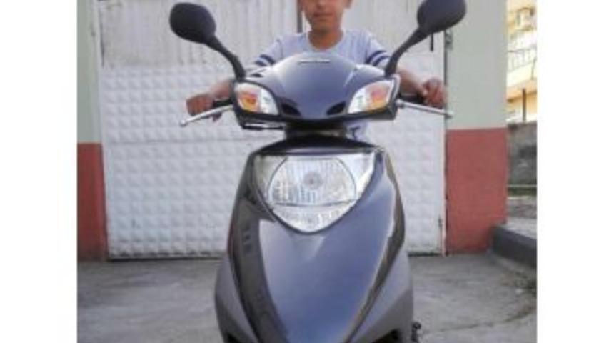 Arkadaşını İndirdi, &Ouml;l&uuml;me Gitti