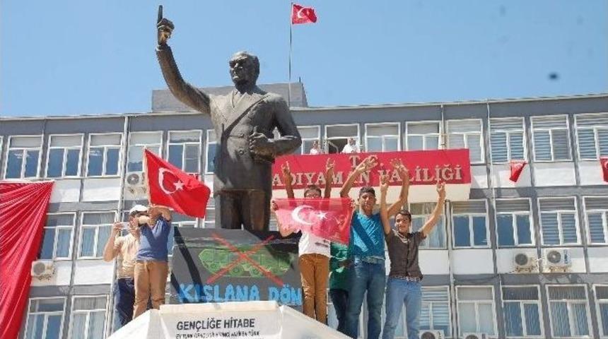Adıyaman&rsquo;da, Demokrasi M&uuml;cadelesi