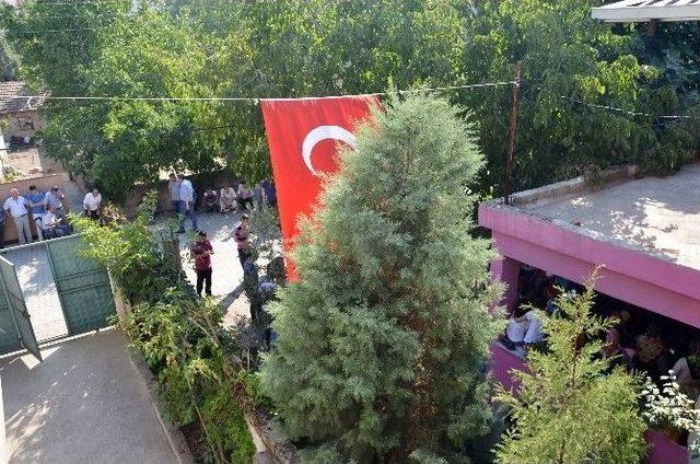 Kahramanmaraşlı Özel Harekat Polisi Ankara’da Şehit Oldu