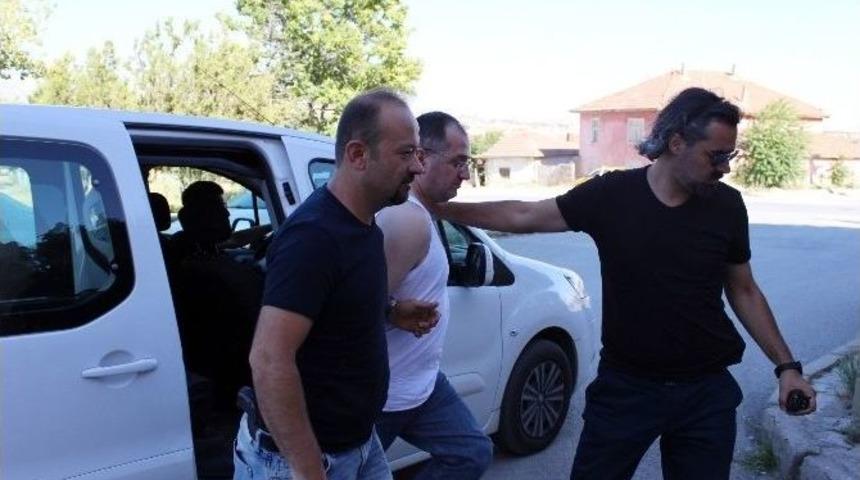 Darbeci Subay, Polisle Girilen &Ccedil;atışma Sonrasında Yakalandı