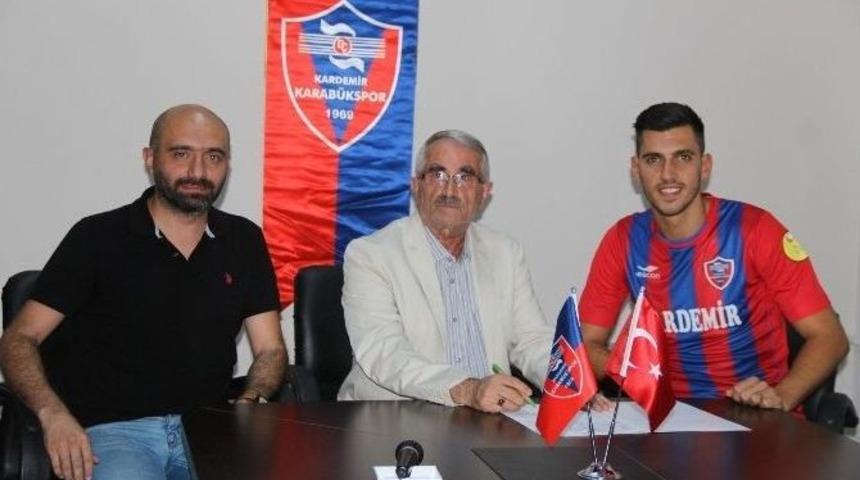 Karab&uuml;kspor, Ceyhun G&uuml;lselam İle 3 Yıllık Anlaşma Sağladı