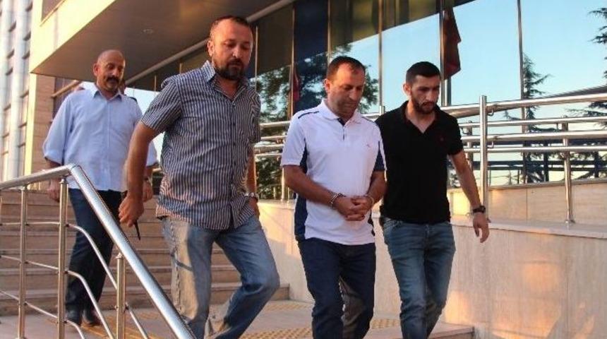 İl&ccedil;e Emniyet M&uuml;d&uuml;r&uuml; "darbe Girişimine Destek" Su&ccedil;lamasıyla Tutuklandı