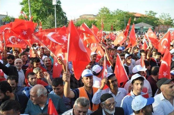 Muş’ta Vatandaşlar Sokakları Terk Etmedi G2