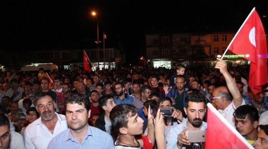 Ahlat&rsquo;ta 3 G&uuml;n Demokrasi N&ouml;beti Tutulacak