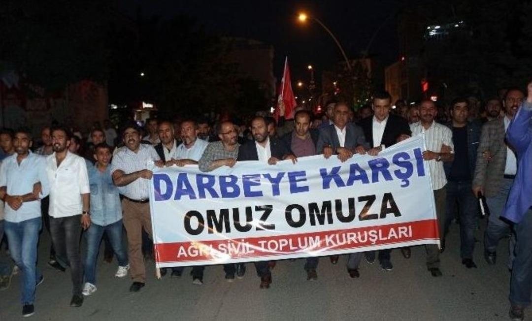 Vali Musa Işın: &ldquo;eğer Halkımız Olmasaydı Bu Aşağılık Herifler Bu İşi Başaracaklardı&rdquo;