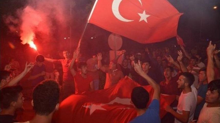 Afyonkarahisar Valisi Aziz Yıldırım: