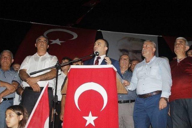 Hatay’da Siyasiler, Stk’lar Ve Vatandaşlar Demokrasi İçin Birlik Oldu