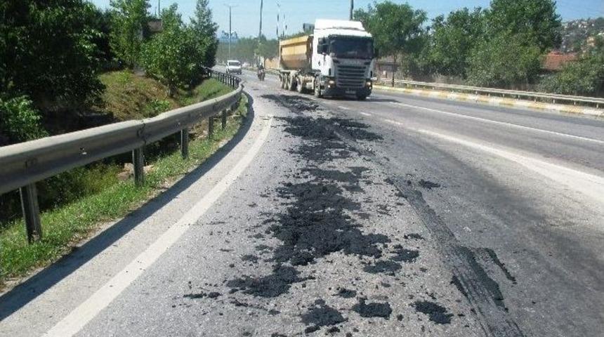 İzmit Zabıtası&rsquo;ndan, Yolu Kirleten Kamyonculara Af Yok