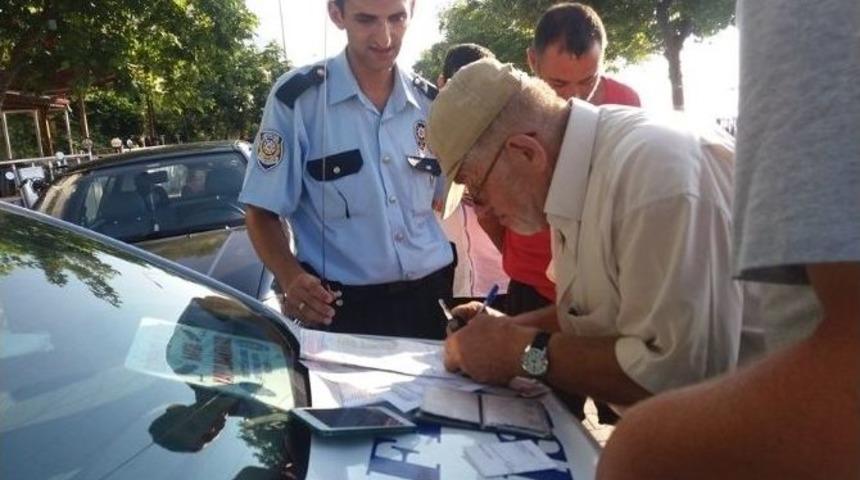 Cide&rsquo;de Maddi Hasarlı Trafik Kazası