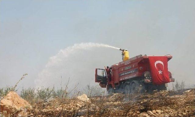 Adıyaman’da Orman Yangını Büyüyor