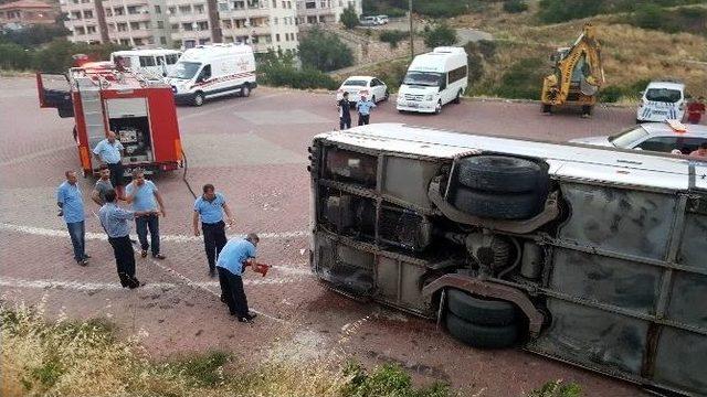 Bilecik’te Otobüs Devrildi, 1 Yaralı