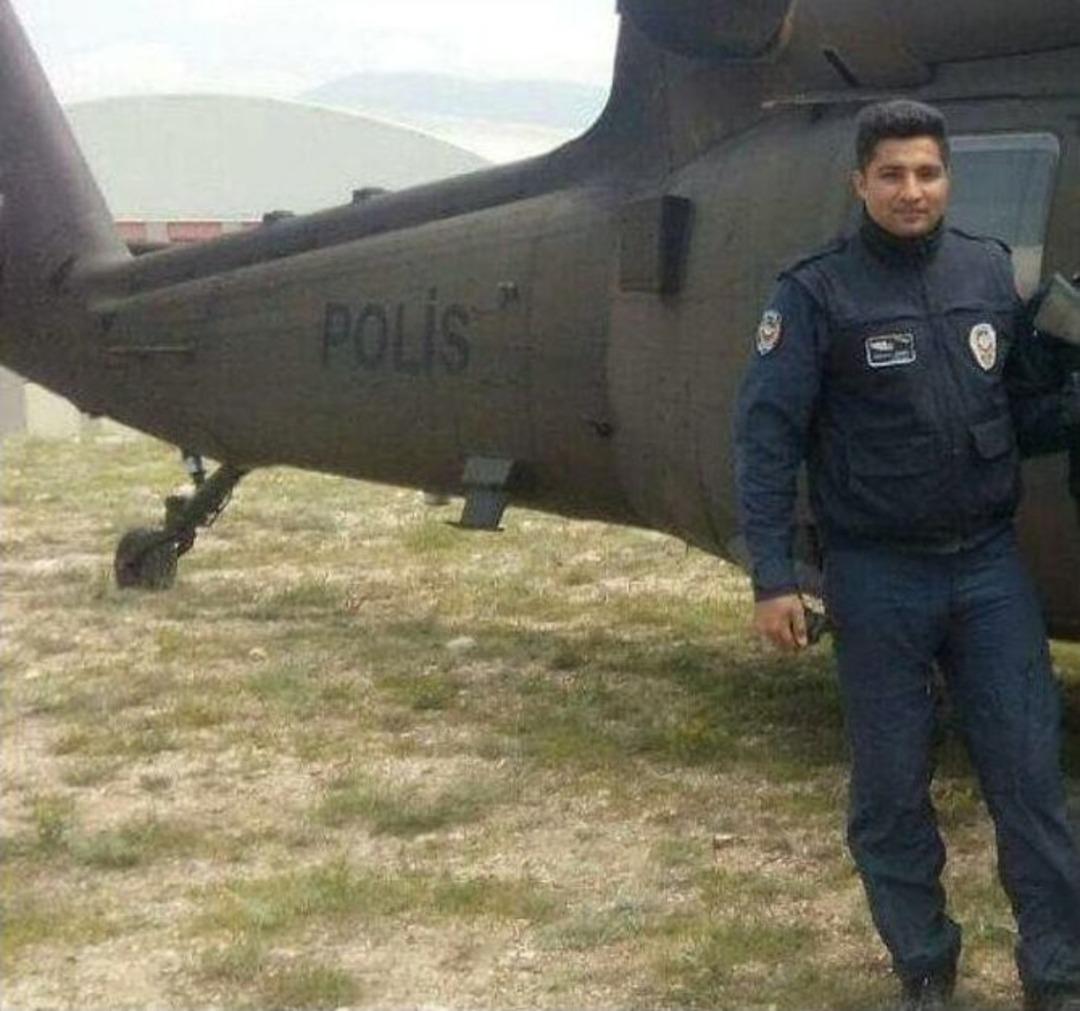 Darbe Girişiminde Şehit Olan Mehmet Demir&rsquo;in Gaziantep&rsquo;teki Evine Ateş D&uuml;şt&uuml;