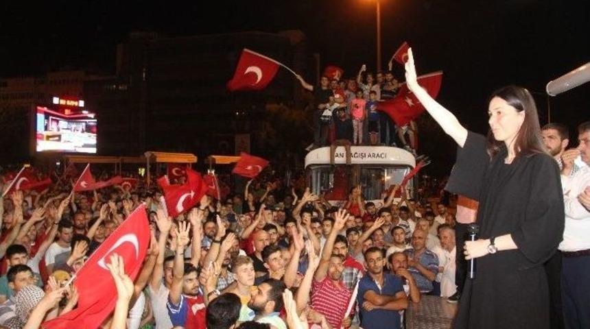 Karaaslan: &ldquo;vatan Savunması Tankla Değil Y&uuml;rekle Yapılıyor&rdquo;