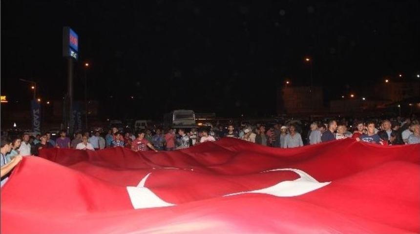 Kavaklılar Demokrasi N&ouml;beti İ&ccedil;in Sokaklarda