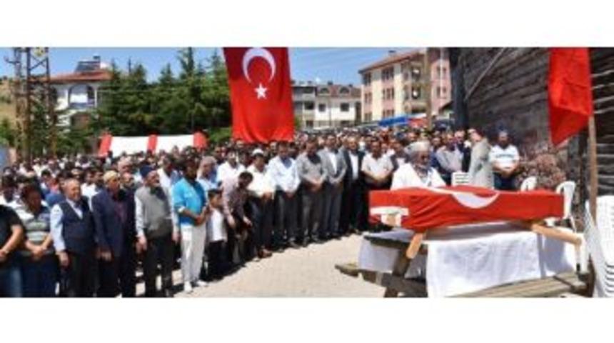 Demokrasi Şehidi İbrahim Ateş, Kızılcahamam&rsquo;da Toprağa Verildi