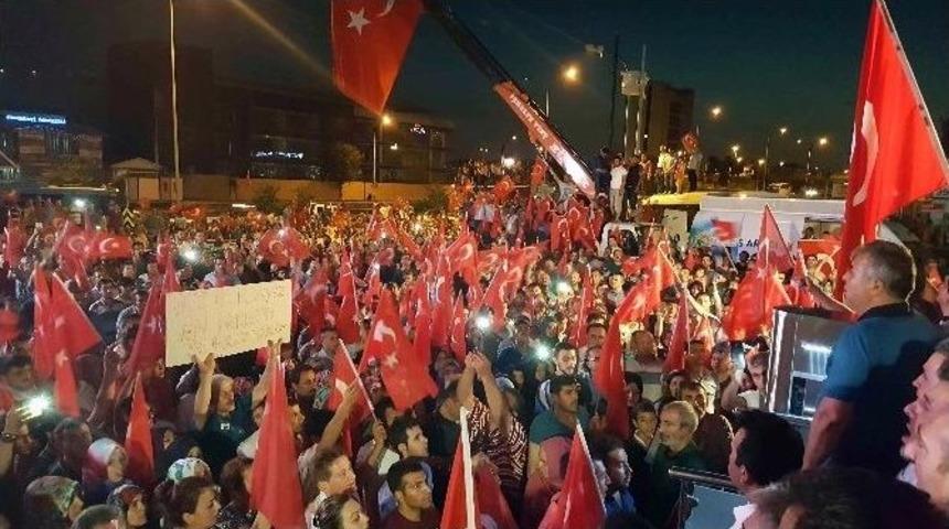 Tuzla Halkı, Sokaklarda Demokrasi N&ouml;beti Tuttu