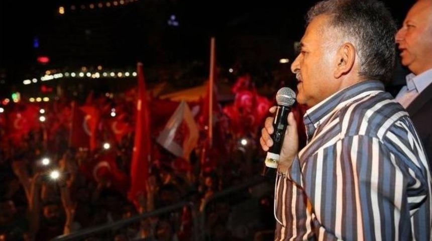T&uuml;rkiye Tek Ses, Tek Y&uuml;rek Oldu Milli İradeye, Demokrasiye Sahip &Ccedil;ıktı