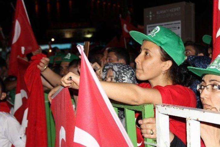 Bursa’da On Binler Meydanlara İndi G5