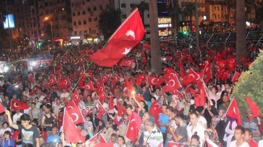 Ak Partili Şahin Tin: &ldquo;hainlik Edenlerin Ve B&ouml;l&uuml;c&uuml;l&uuml;k Yapanların İdam Edilmesinden Yanayım&rdquo;