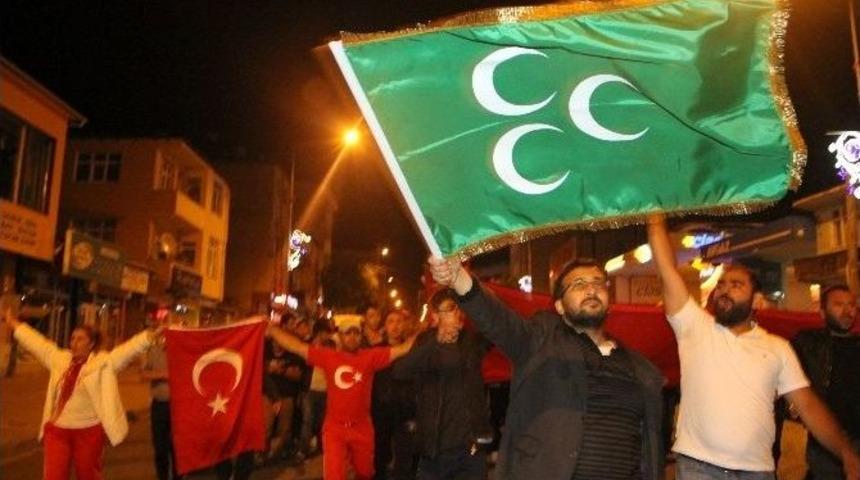 Ardahan Darbeye Karşı Y&uuml;r&uuml;d&uuml;