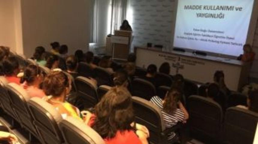 Yakın Doğu &Uuml;niversitesi Personeline, &ldquo;madde Kullanımı Ve Yaygınlığı&rdquo; Eğitimi