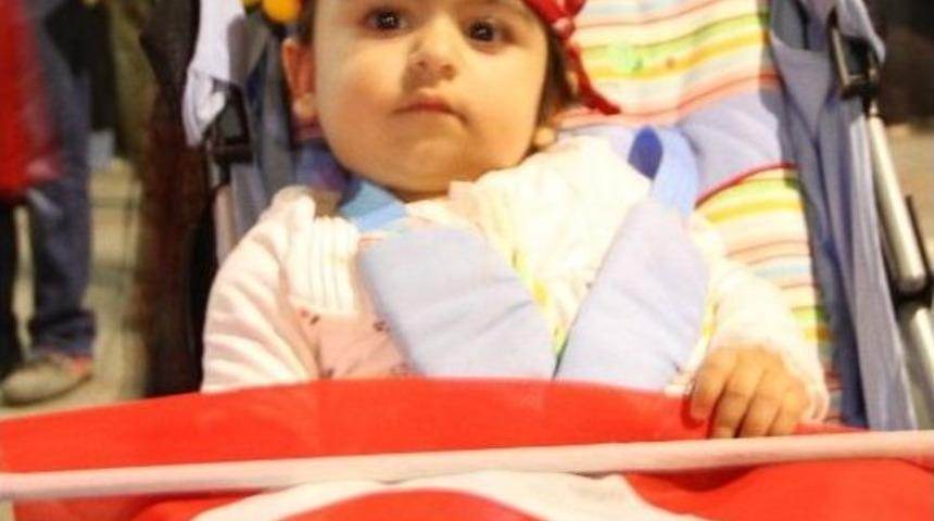 Minik Zehra&rsquo;dan Milli İradeye Destek