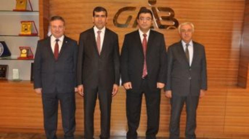 Gaib Y&ouml;netimlerinden Darbeye Kınama, H&uuml;kumete Destek