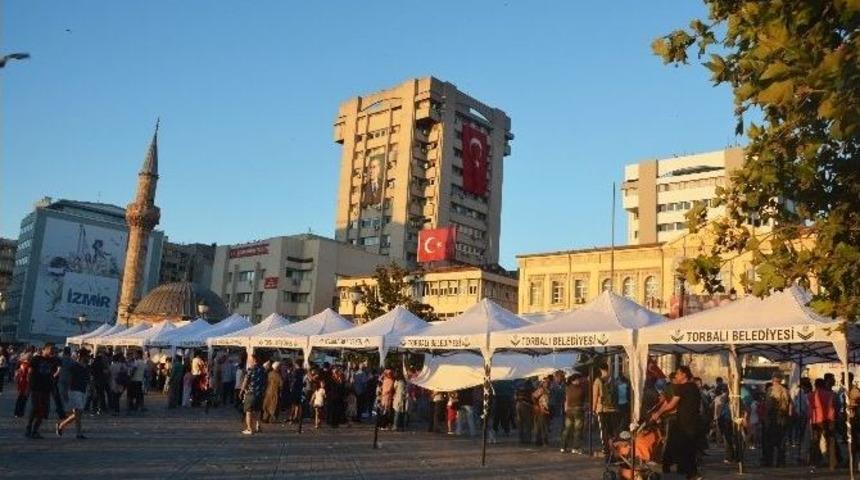 Demokrasi Nöbetçileri İçin Seferber Oldular