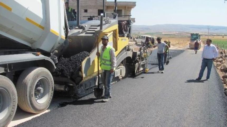 Araban-fıstıklıdağ Grup Yolundaki 2. Etap Asfalt &Ccedil;alışmalarına Başlandı