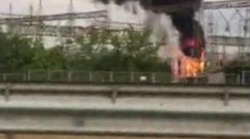 Organize Saniyede Trafo Patladı, İş&ccedil;iler Darbeciler Bombaladı Sandı