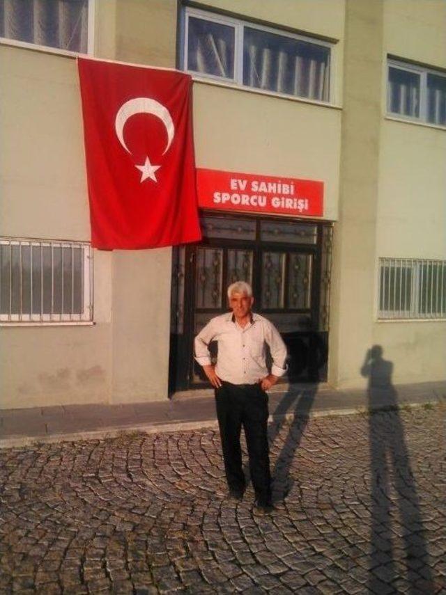 Darbe Teşebbüsüne Bayraklı Tepki