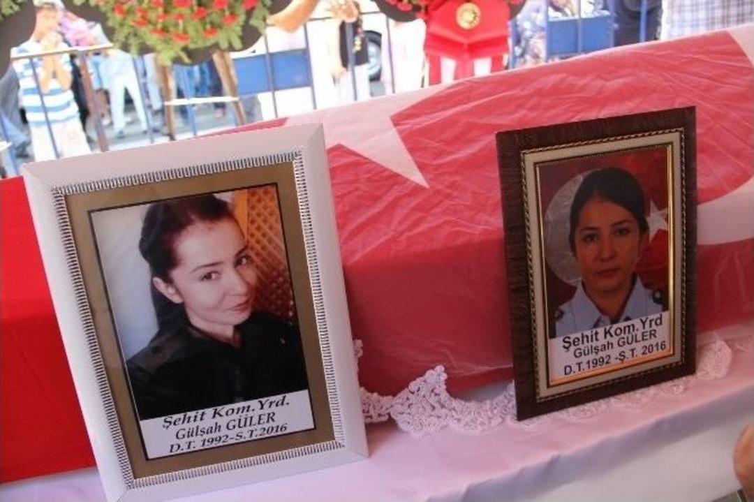 Hatay Şehidini Duvağıyla Uğurladı