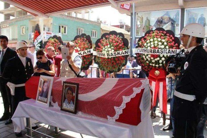 Hatay Şehidini Duvağıyla Uğurladı G4