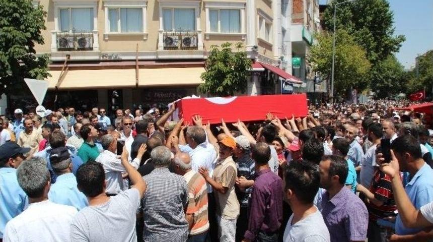 Şehit &Ouml;zel Harekat Polisi Seher Yaşar Son Yolculuğuna Uğurlandı