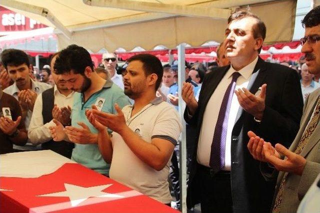 Şehit Özel Harekat Polisi Seher Yaşar Son Yolculuğuna Uğurlandı