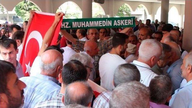 Ankara’da Darbe Girişimini Protesto Ederken Helikopterden Açılan Ateş Sonucu Şehit Olan Rizeli Erhan Dural Son Yolculuğuna Uğurlandı