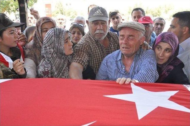 Şehit Eski Özel Harekat Polisi Serkan Göker, Son Yolculuğuna Uğurlandı