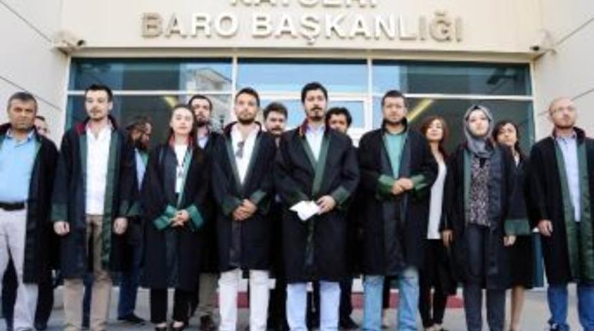 Gen&ccedil; Hukuk&ccedil;ulardan Darbe Girişimine Tepki