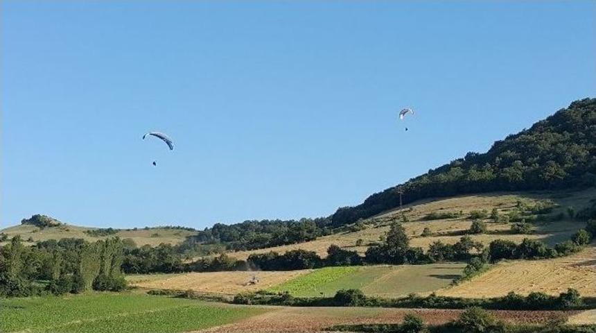 Bafra&rsquo;da Yama&ccedil; Paraş&uuml;t&uuml; Mezunları Belgelerini Aldı