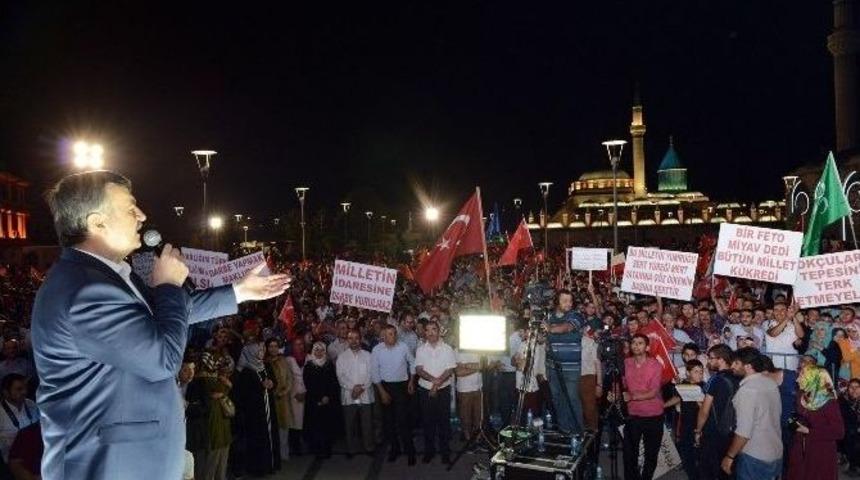 Aky&uuml;rek: &ldquo;t&uuml;m D&uuml;nyaya Demokrasi Dersi Veriyoruz&rdquo;