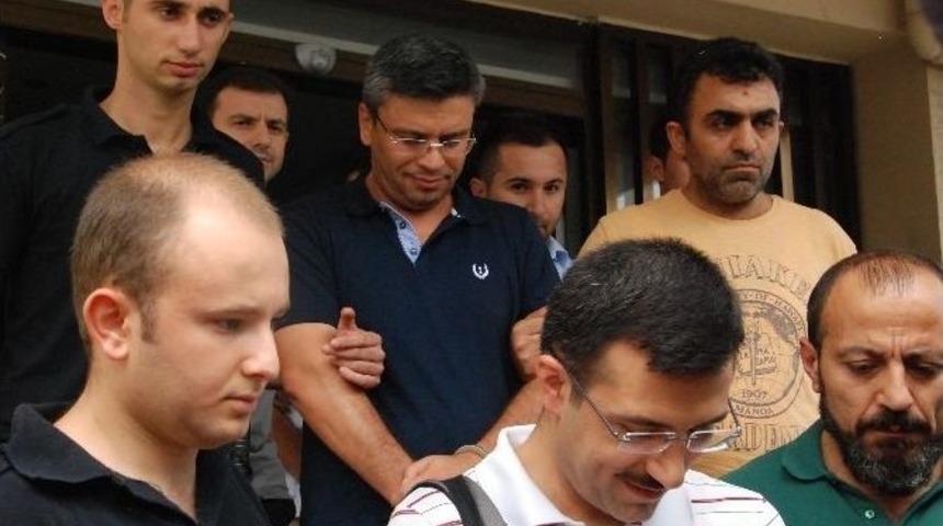 Tarsus&rsquo;ta 10 Hakim Ve Savcı Adliyeye Sevk Edildi