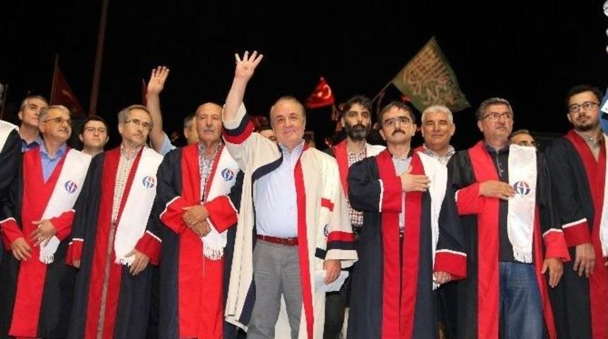 Gaziantep &Uuml;niversitesi Senatosu Demokrasi N&ouml;beti İ&ccedil;in Demokrasi Meydanı&rsquo;na Gitti