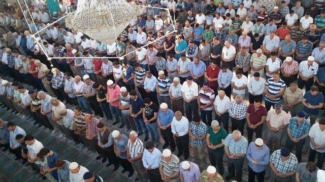 Osmancık’ta Şehitlere Gıyabi Cenaze Namazı